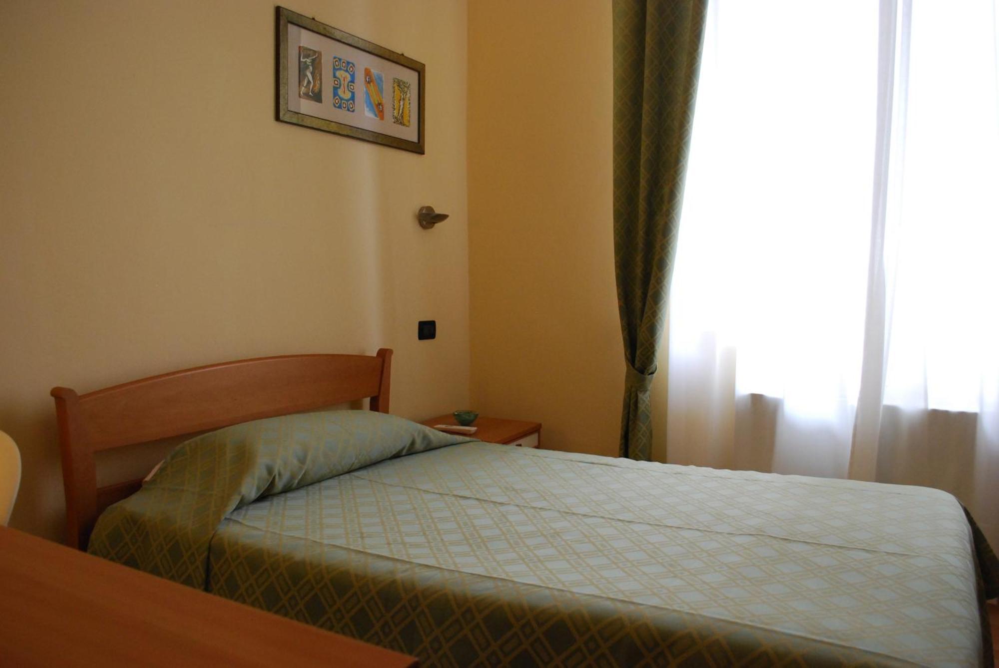 Hotel Il Convento Trino Esterno foto